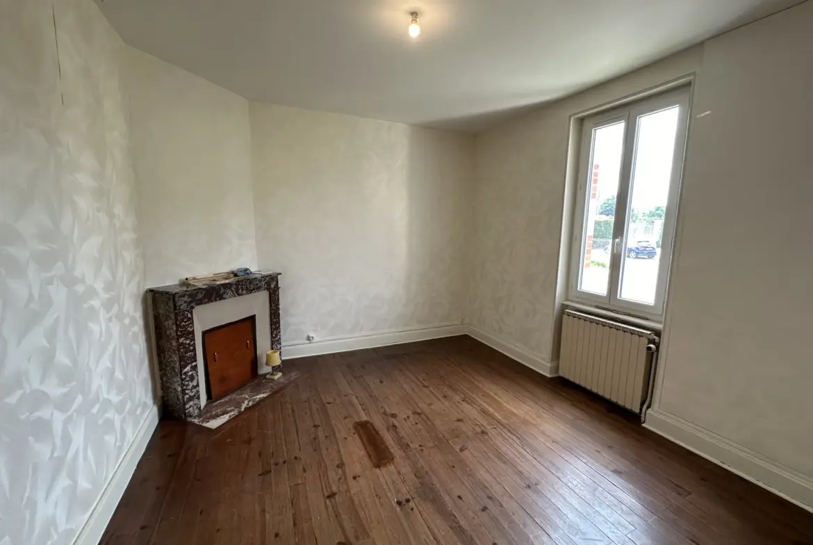 Maison à vendre à Lapalisse - 4 chambres - 93500 EUR 