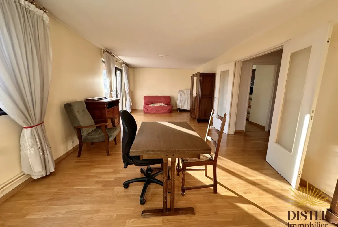 À vendre : Appartement calme avec garage à Neudorf, Strasbourg 