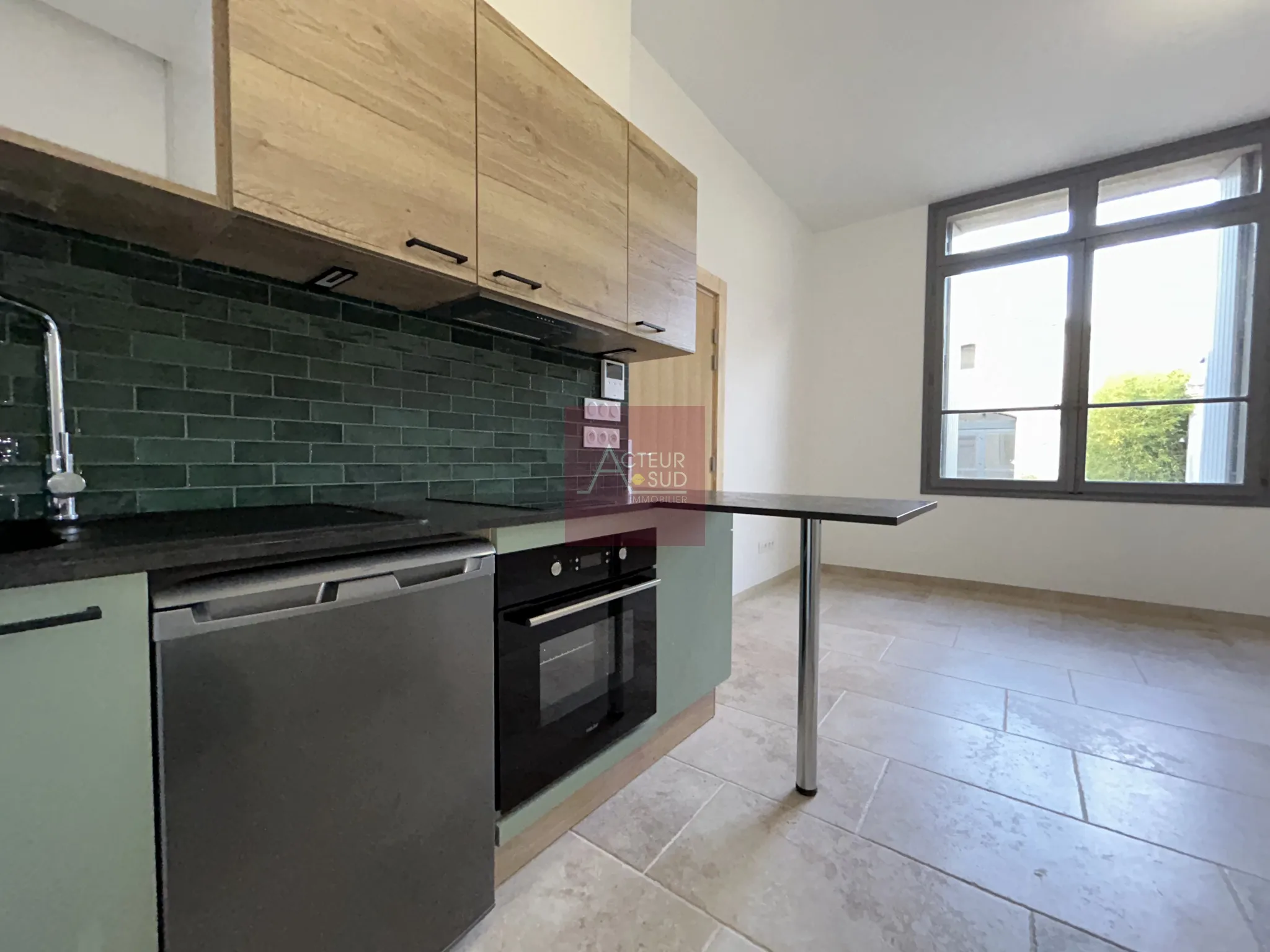 À vendre : studio rénové proche de Montpellier 