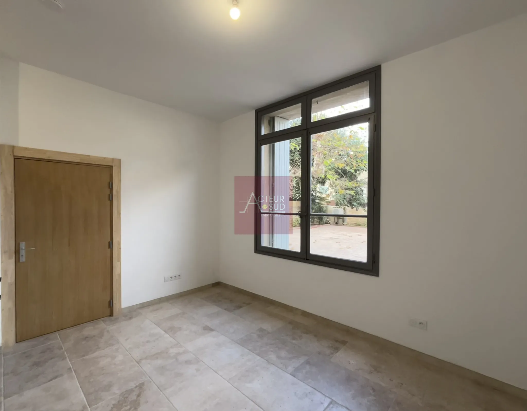 À vendre : studio rénové proche de Montpellier 