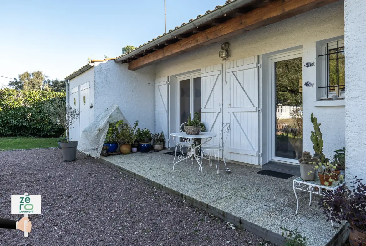 Maison plain-pied à vendre près de la plage à Longeville sur Mer 