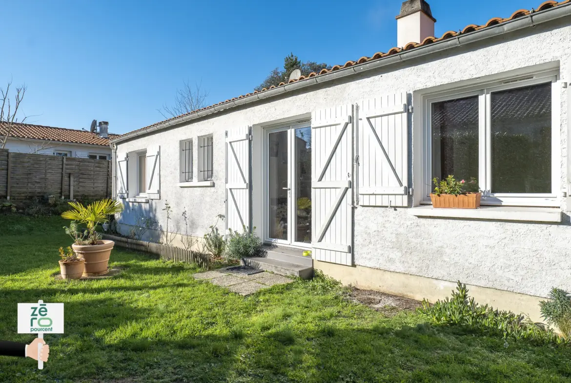 Maison plain-pied à vendre près de la plage à Longeville sur Mer 