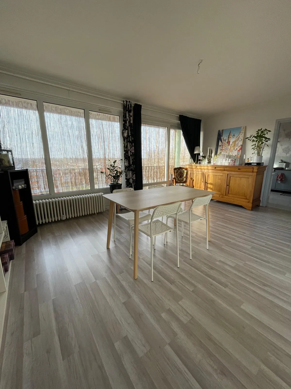 Appartement T4 lumineux avec balcon et vue imprenable sur Hem 