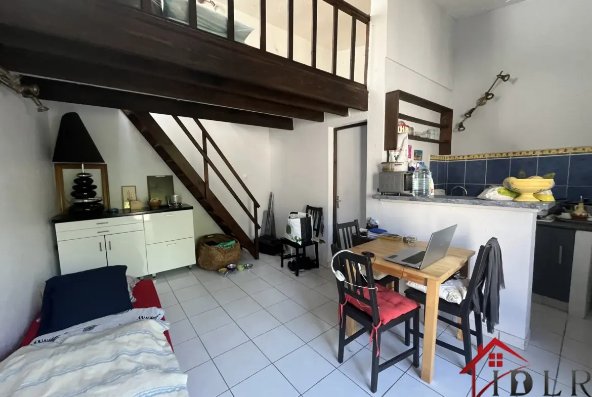 Maison d'investissement à Bourbonne-les-Bains avec garage et studio 