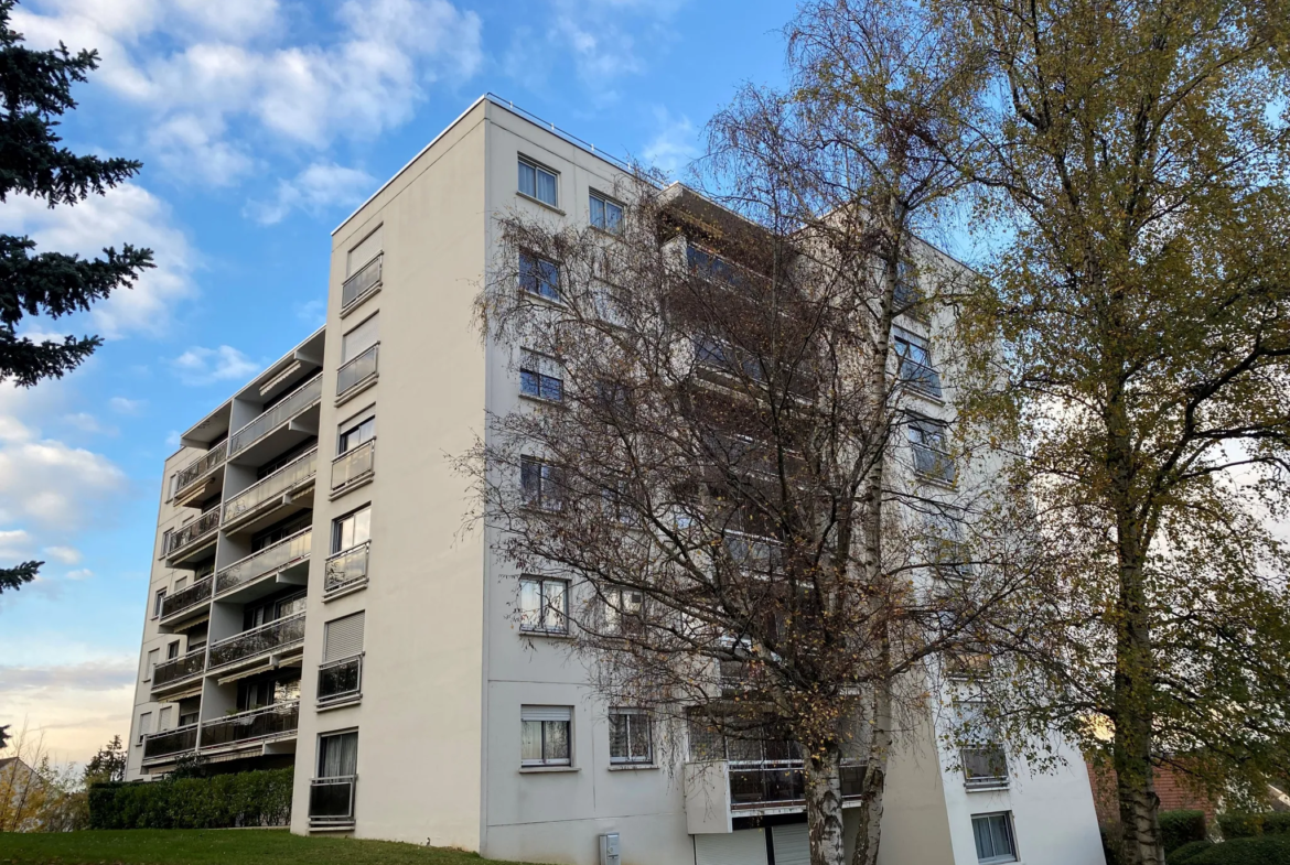 Vente Appartement 3 pièces à Viry-Châtillon - 69 m² 