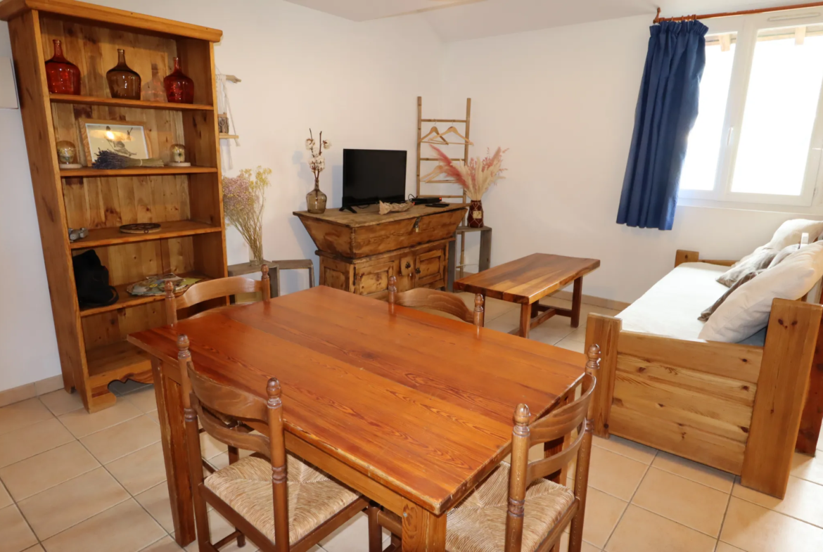 À vendre : Appartement en Duplex 52 m² à Allos, exposé Sud 