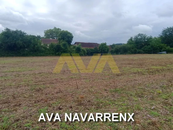 Terrain constructible de 1310 m² à Tabaille-Uusquain