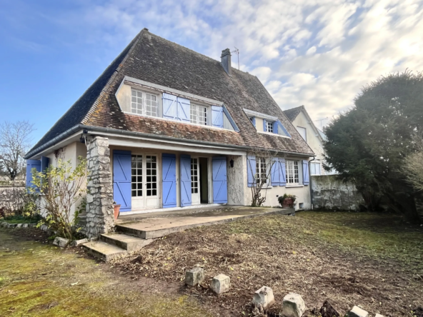 Maison à rénover avec jardin à Oysonville