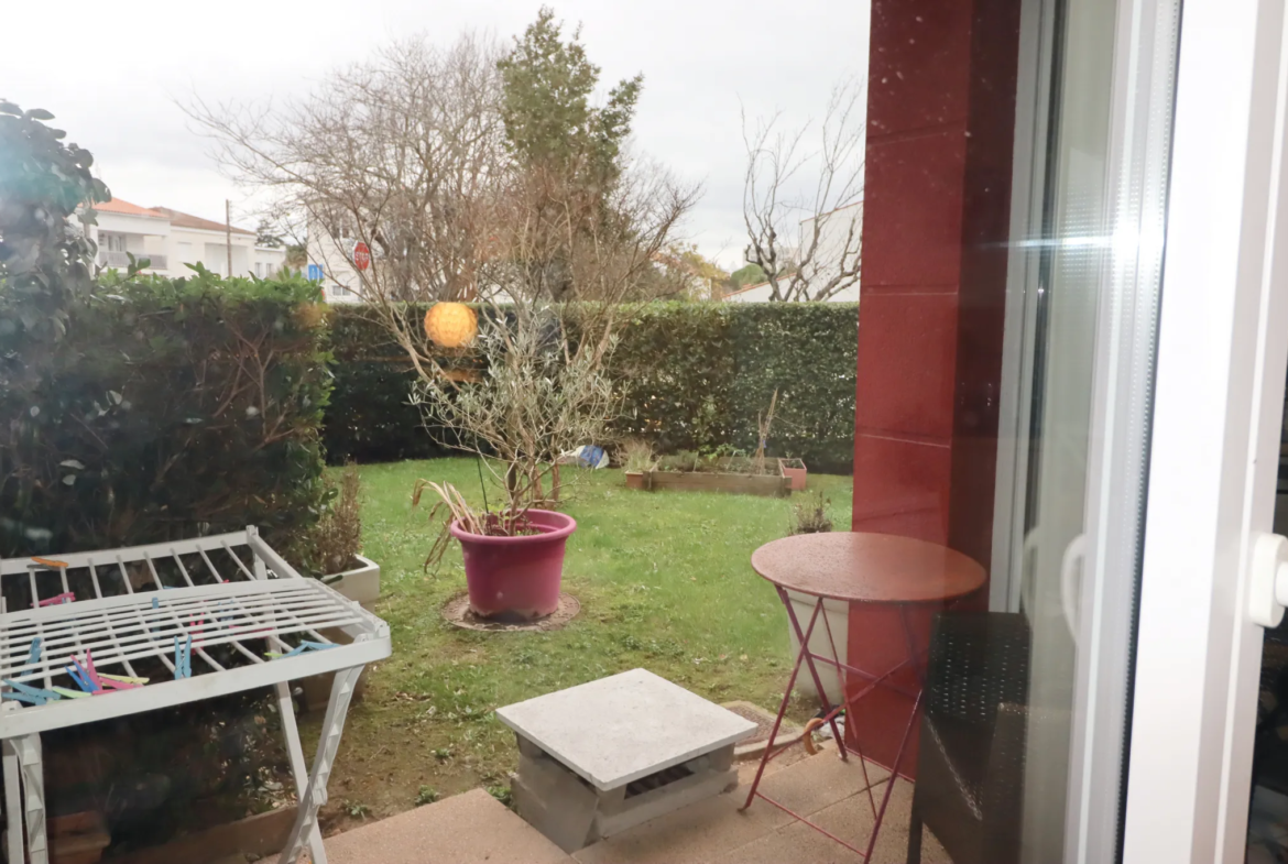 Vente d'un Appartement T2 en Rez-de-Chaussée à Royan 