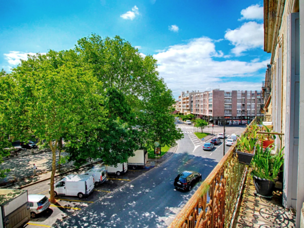 Appartement de charme dans un immeuble haussmannien à vendre à Carcassonne