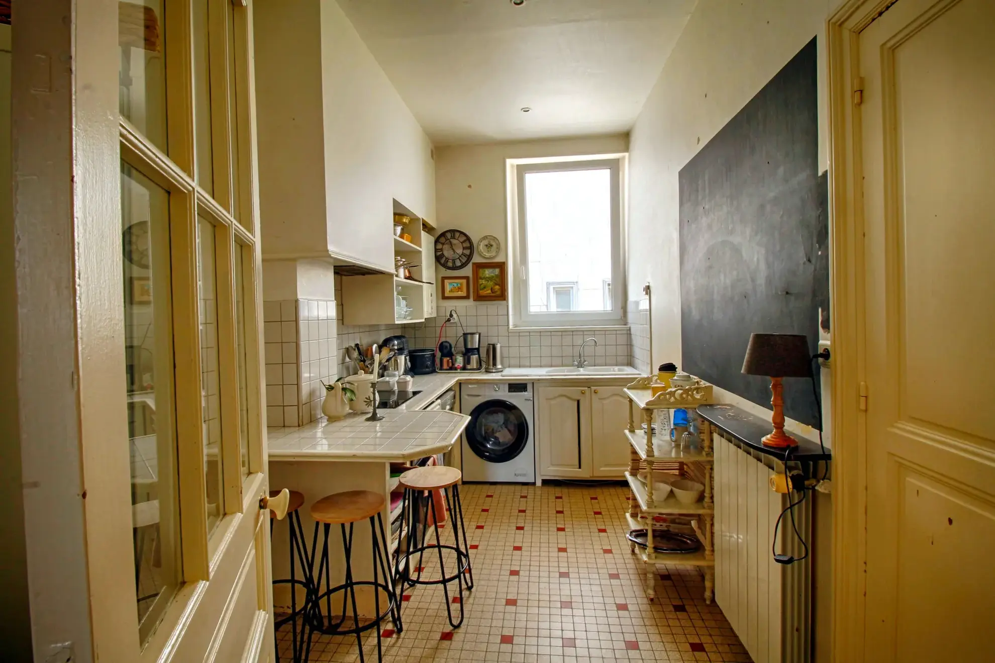 Appartement de charme dans un immeuble haussmannien à vendre à Carcassonne 