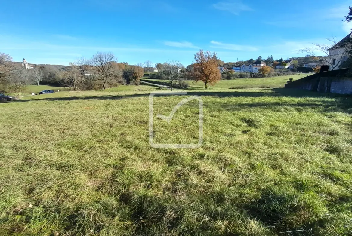 Terrain à vendre à Martel - Cadre paisible à deux pas du centre-ville 