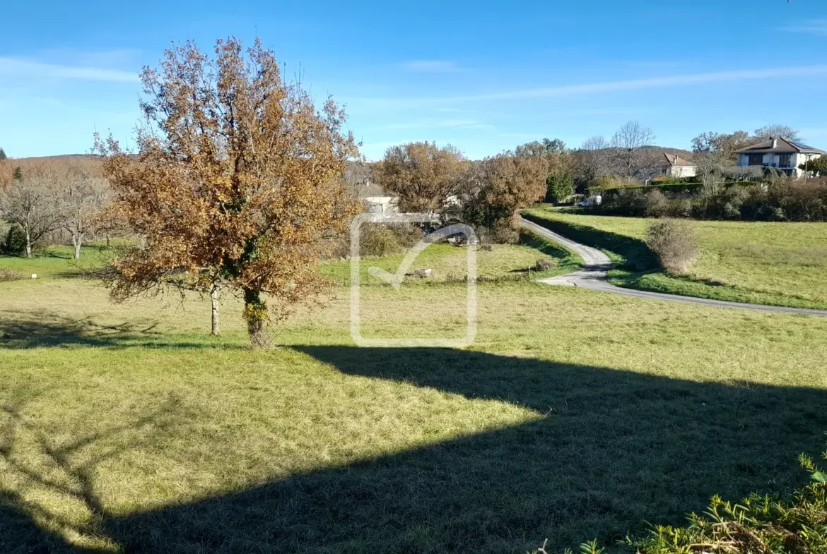 Terrain à vendre à Martel - Cadre paisible à deux pas du centre-ville 