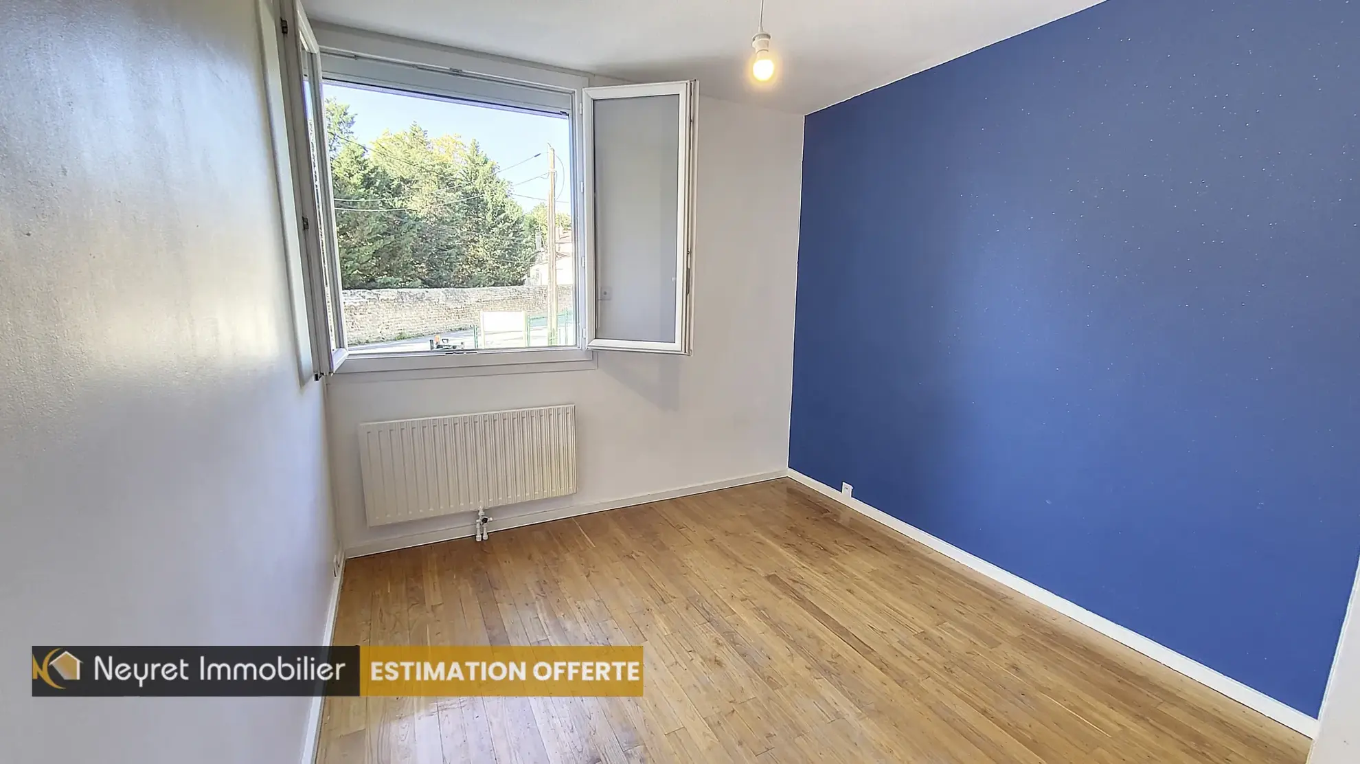 Appartement T4 rénové 77 m² à Irigny - résidence sécurisée 'IRIGNY LA BELLE' 