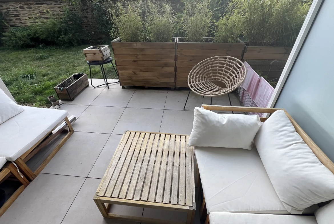 À vendre : Appartement contemporain à Angers avec terrasse 