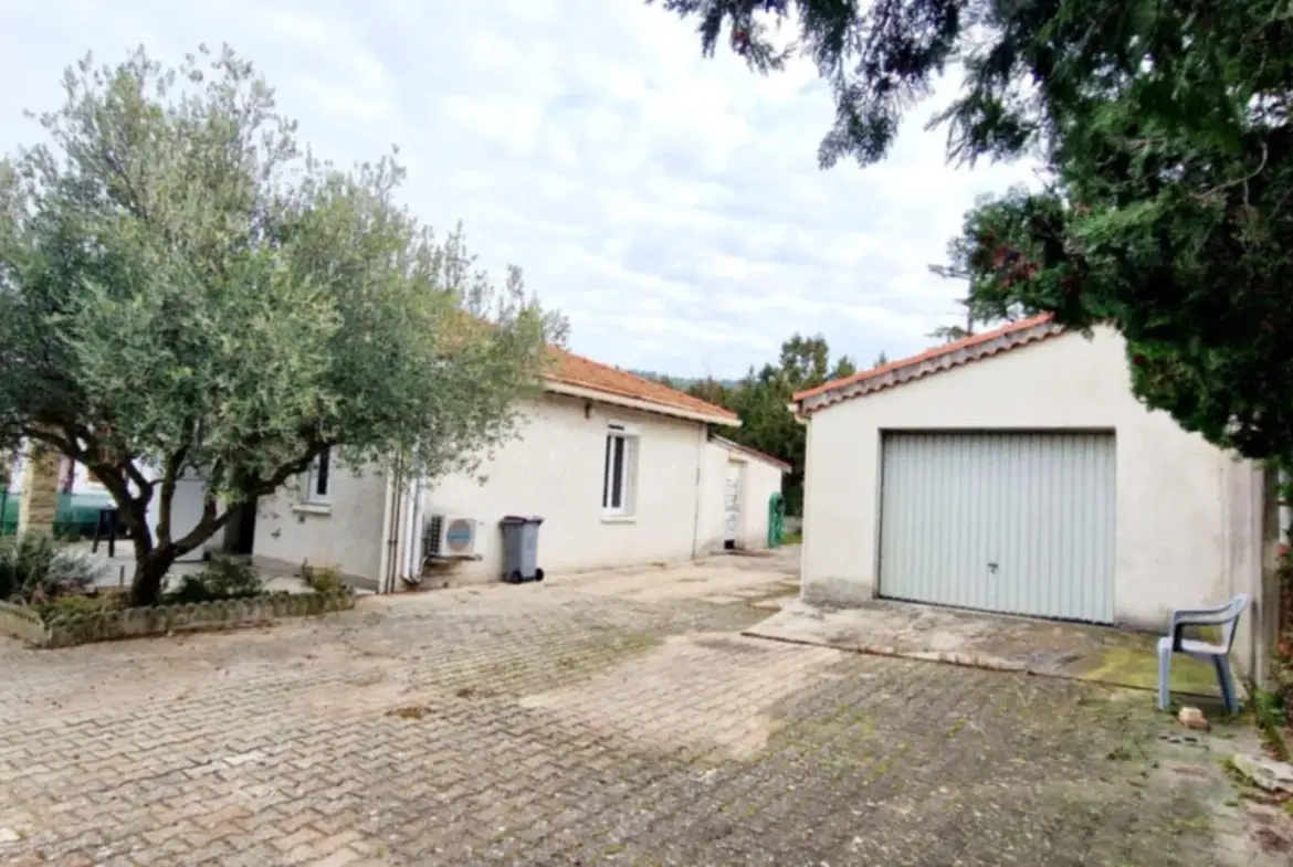 À vendre : Maison de plain-pied à Bollène de 48,80 m² avec terrain clôturé 