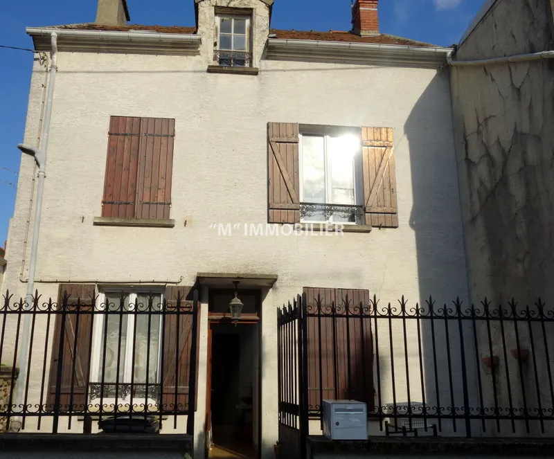 Maison à vendre à Charly sur Marne - 3 chambres 