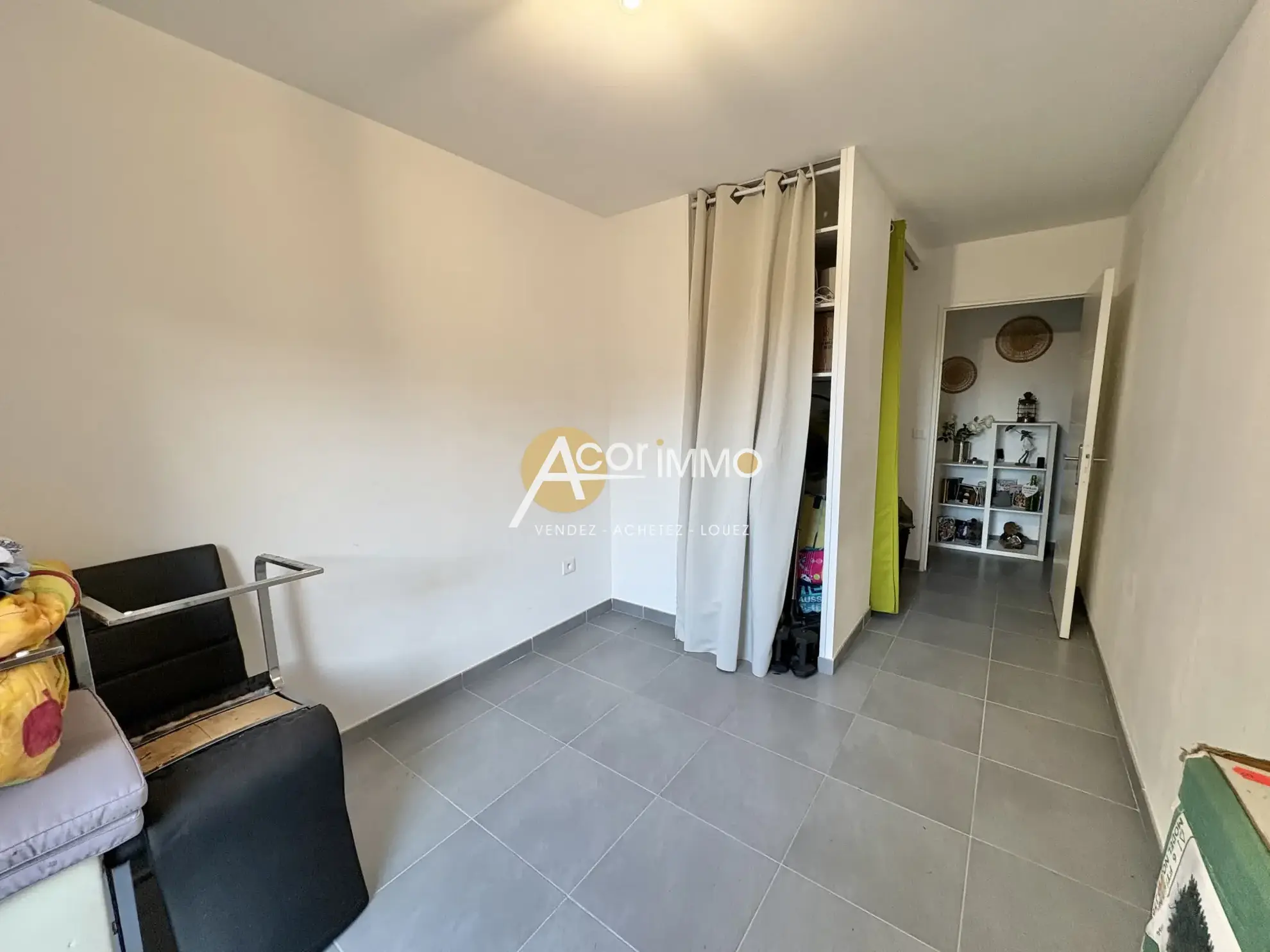 Appartement T3 avec terrasse et parking à La Seyne-sur-Mer 