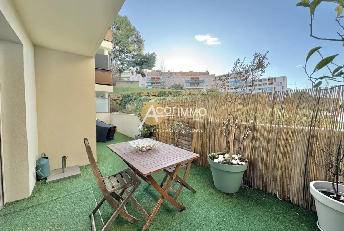 Appartement T3 avec terrasse et parking à La Seyne-sur-Mer 