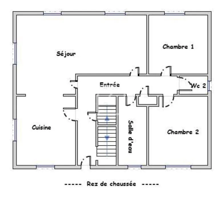 Maison à vendre à Naintre - Sous-sol et combles aménageables 