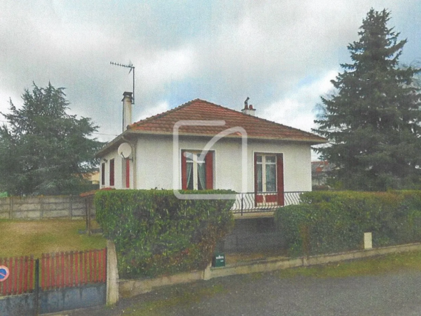 Maison à vendre à Naintre - Sous-sol et combles aménageables