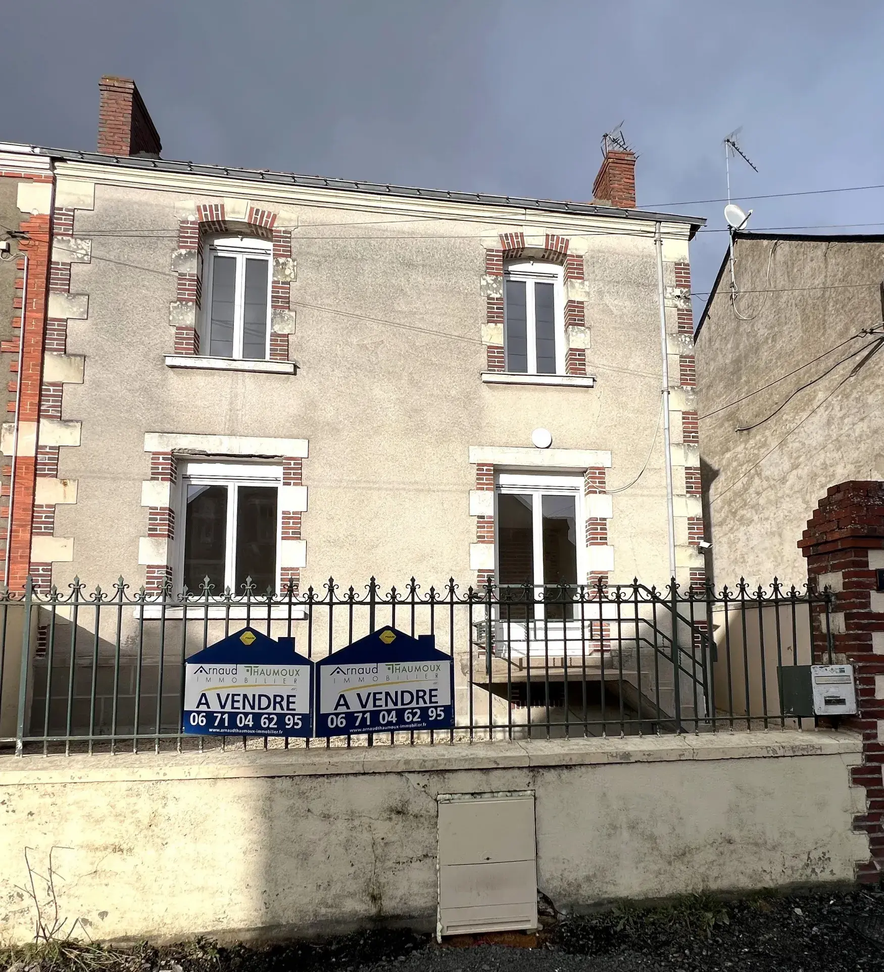 Maison de Ville à Vendre à Segré - Anjou Bleu 