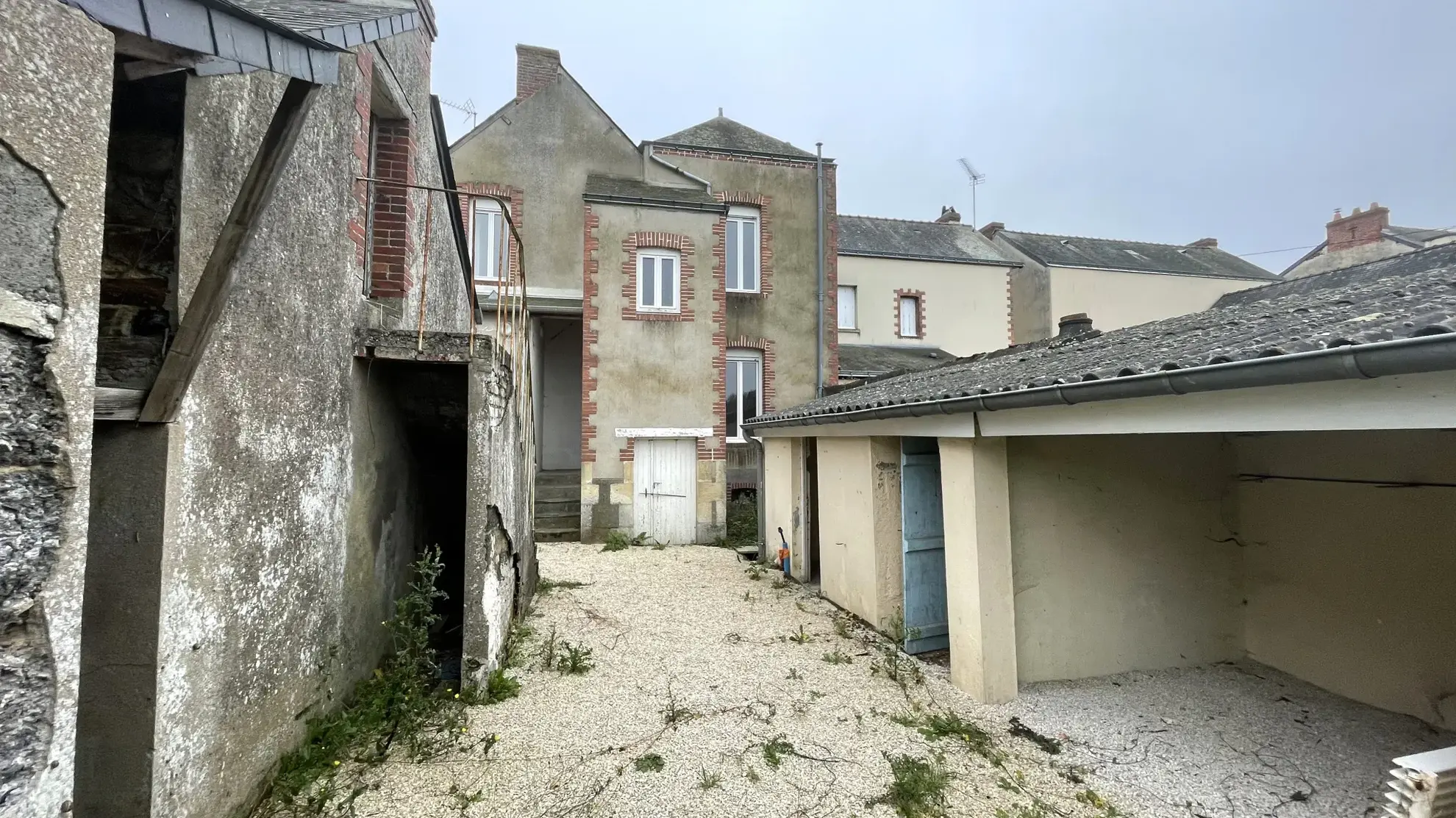 Maison de Ville à Vendre à Segré - Anjou Bleu 