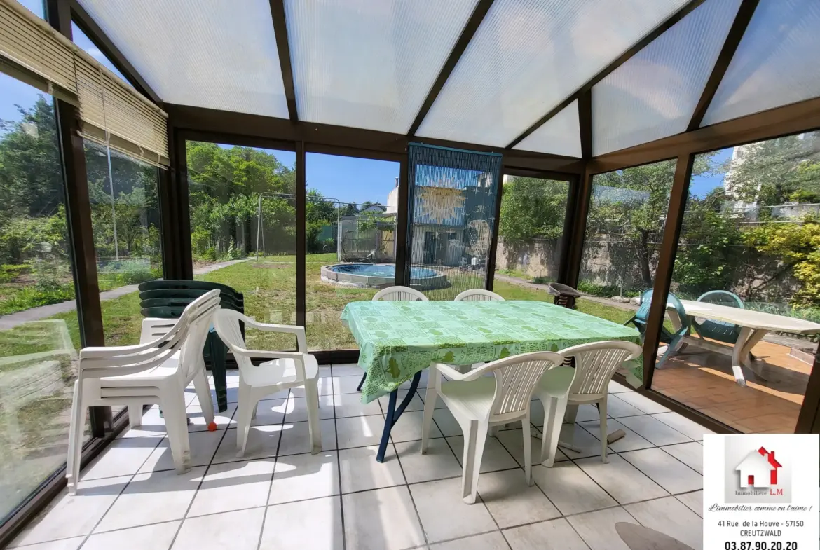 Maison individuelle à Creutzwald avec jardin et véranda 