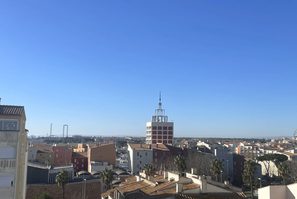 Studio avec grande mezzanine et terrasse de 17m² au Cap d'Agde 