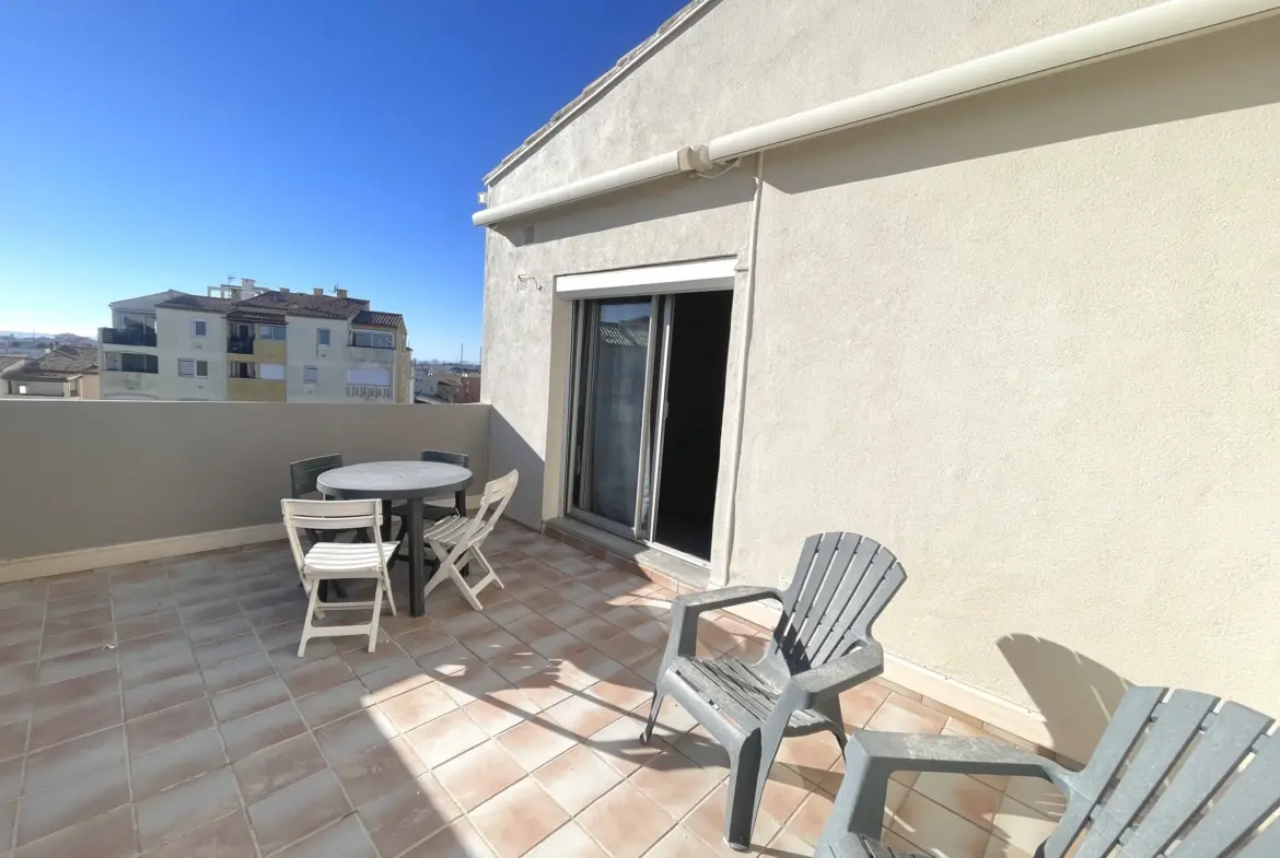 Studio avec grande mezzanine et terrasse de 17m² au Cap d'Agde 