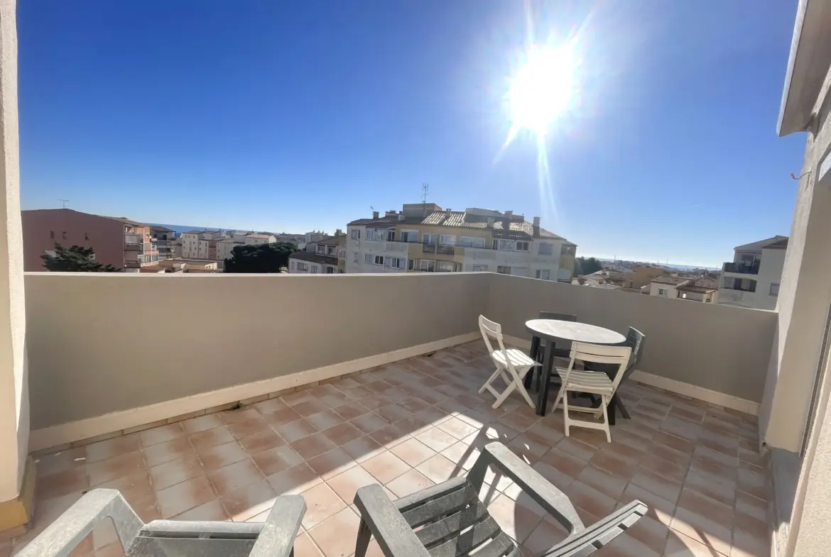 Studio avec grande mezzanine et terrasse de 17m² au Cap d'Agde 