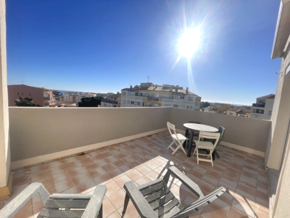 A vendre : Studio avec grande mezzanine et terrasse de 17m² au Cap d'Agde