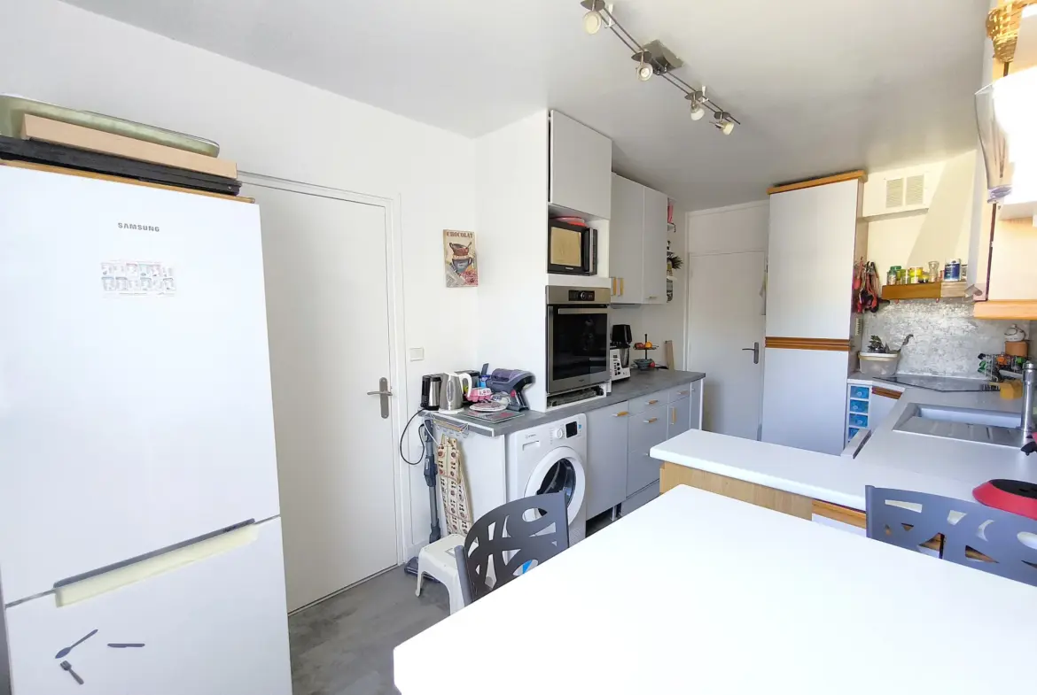 Appartement lumineux 4 pièces à Palaiseau, proche RER B 