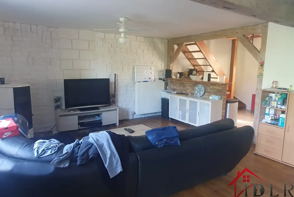 Maison de village à Roches sur Marne - 102 m² avec jardin 