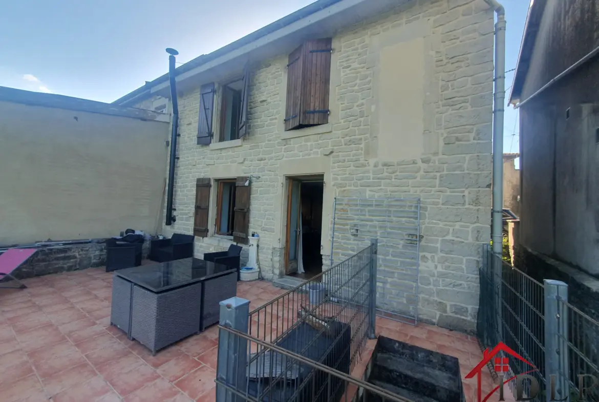 Maison de village à Roches sur Marne - 102 m² avec jardin 