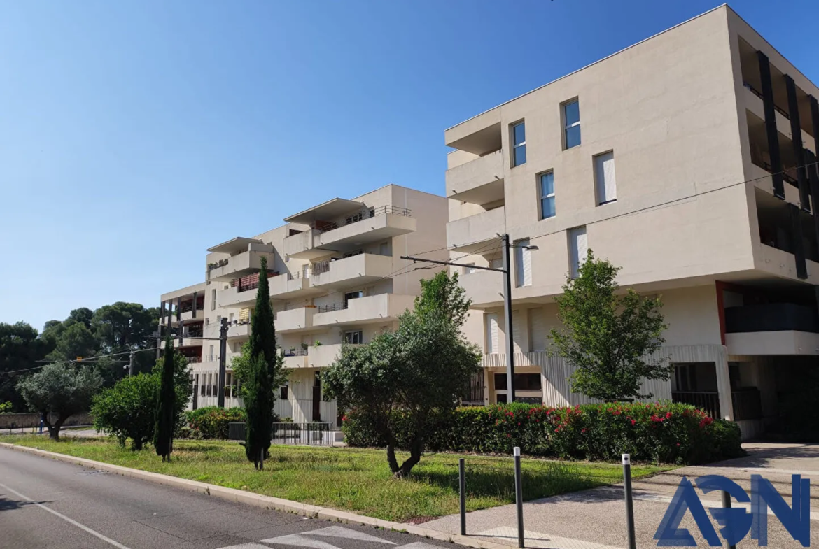 À vendre : Appartement T2 de 41,1 m² à Juvignac avec terrasse et parking 