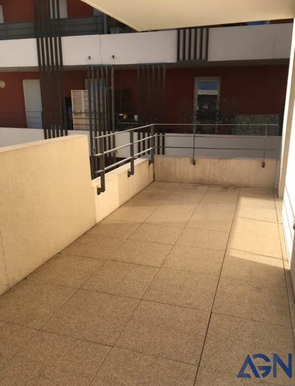 À vendre : Appartement T2 de 41,1 m² à Juvignac avec terrasse et parking 