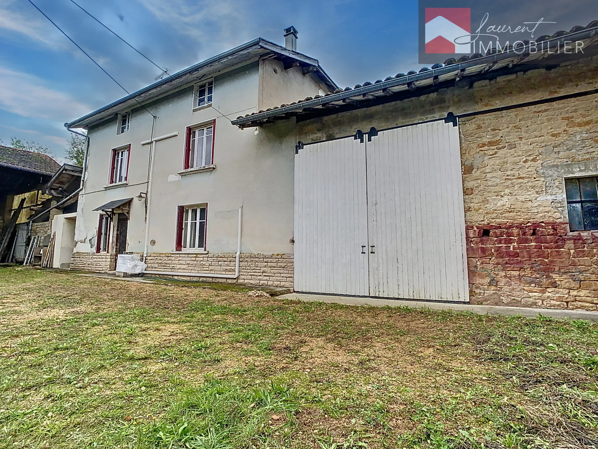 Grande maison avec jardin et dépendances à vendre près de Pont-de-Vaux 