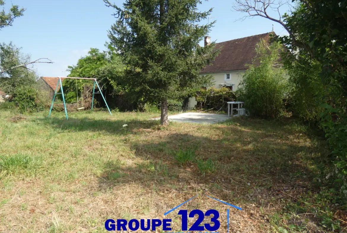 Maison à rénover à Villiers-Vineux sur 658 m² 