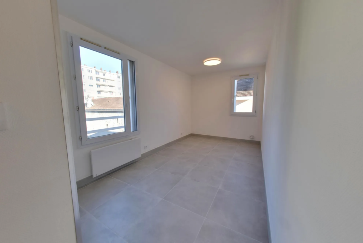 Studio rénové à vendre à Grenoble, 19 m² 