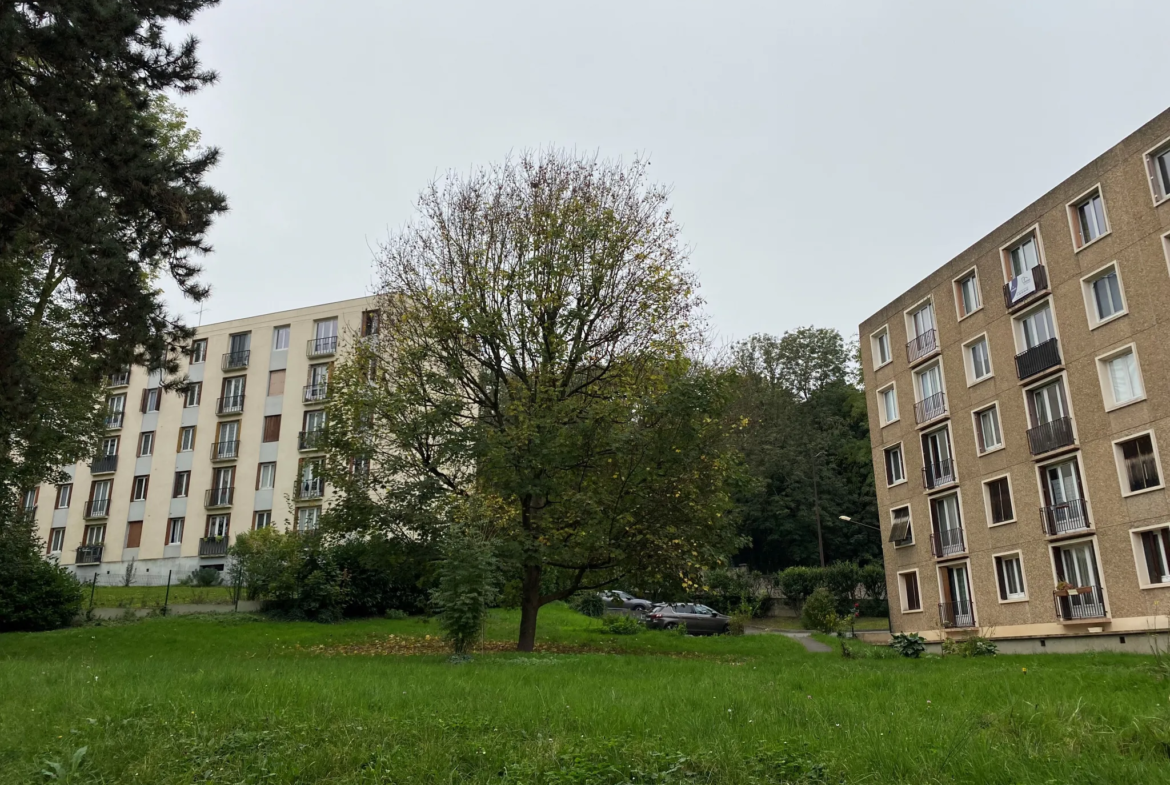 Appartement 4 pièces à vendre à Viry-Châtillon - Quartier Lac 