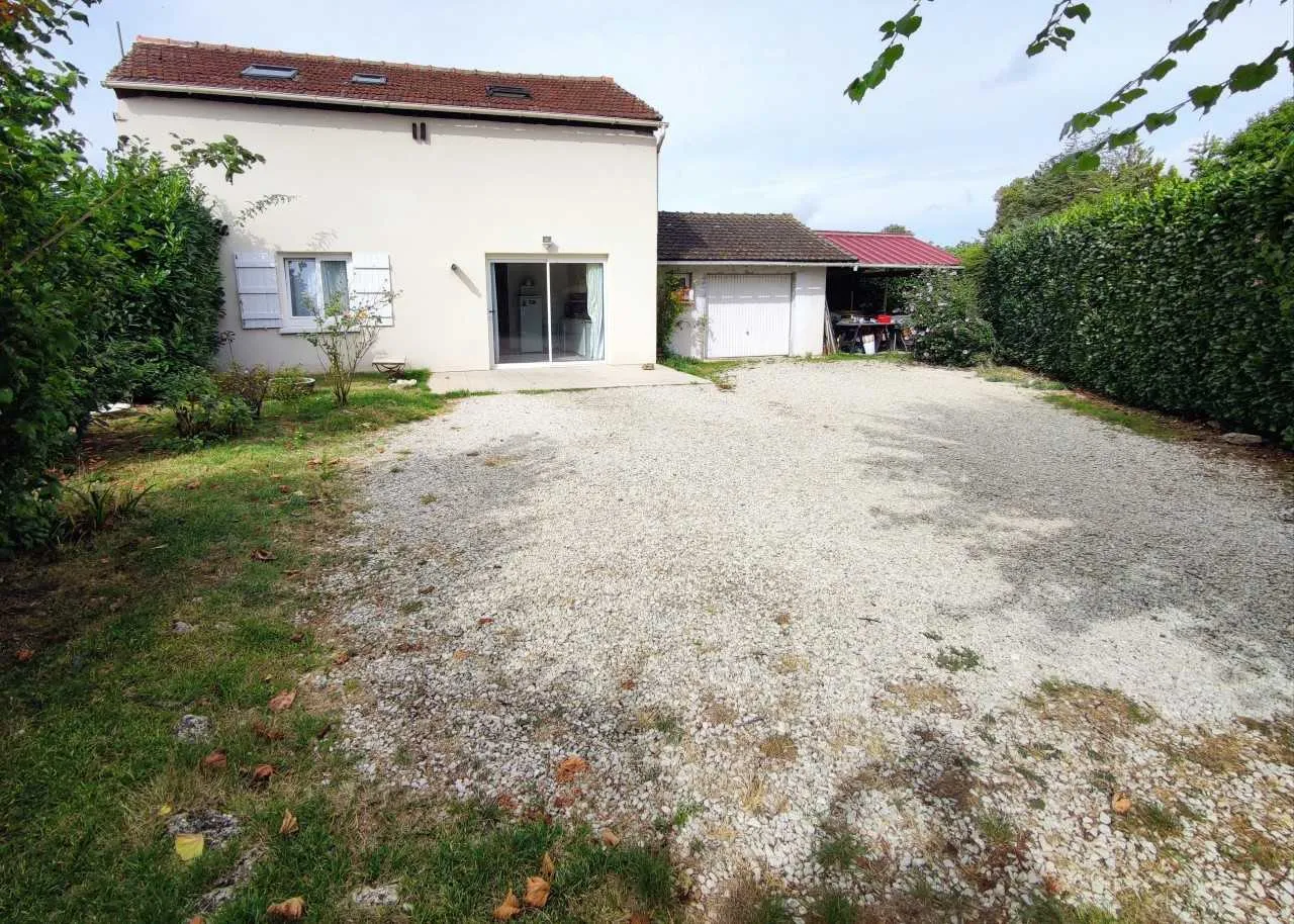 Maison individuelle de 91m2 à Oysonville avec jardin 