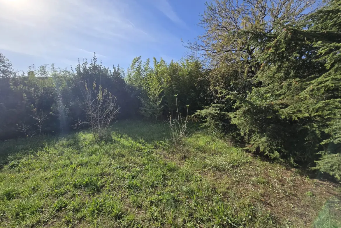 Terrain à vendre à MARTIGUES FERRIÈRES - 517m2 