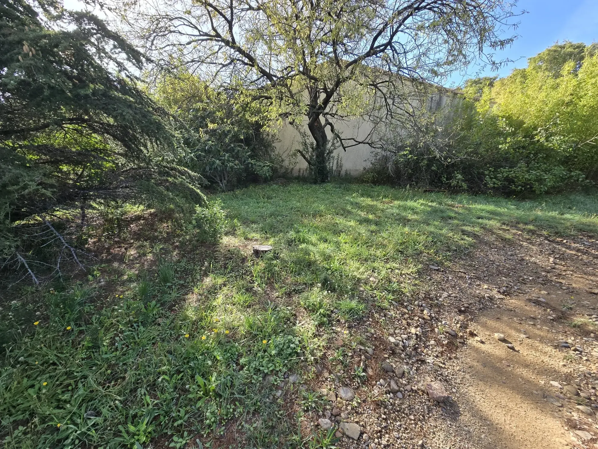 Terrain à vendre à MARTIGUES FERRIÈRES - 517m2 