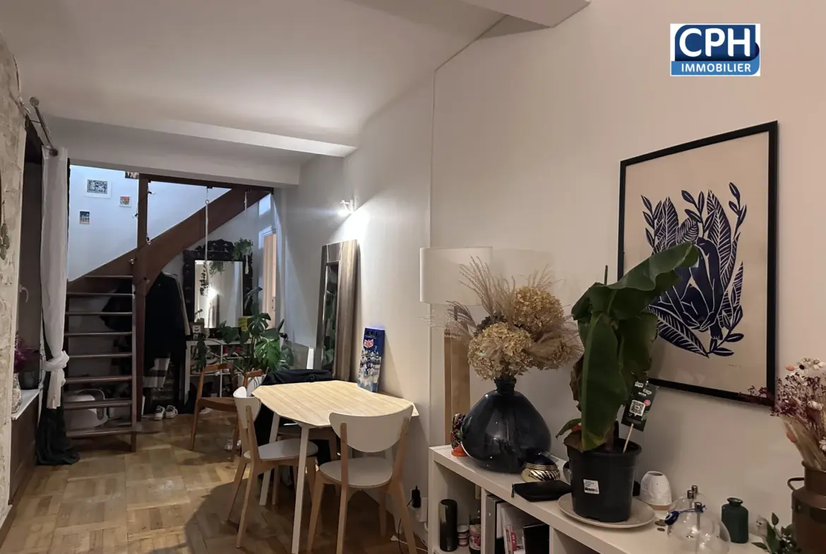 Duplex 3 pièces de 45m2 à vendre à Caen 