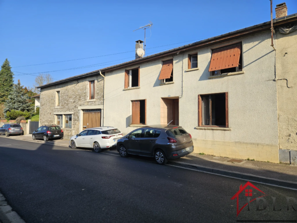 Maison à vendre à Wassy - 4 chambres et potentiel d'aménagement