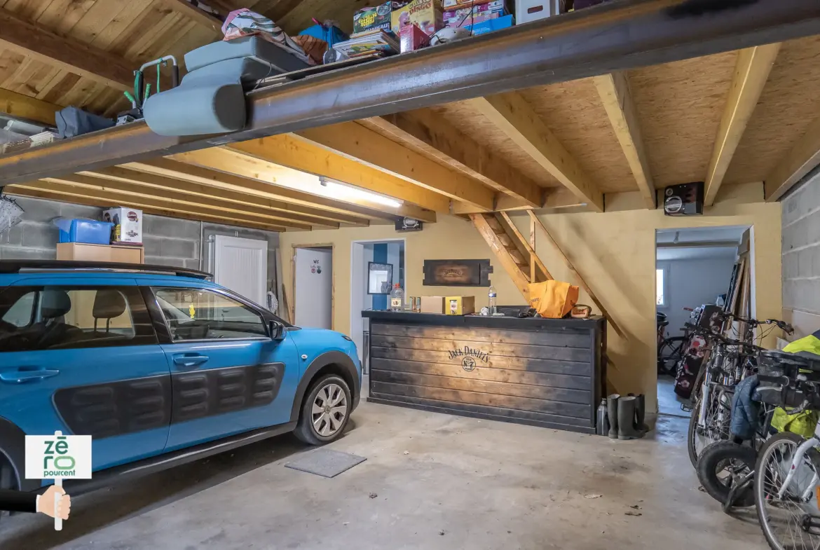 Maison familiale avec piscine à vendre à l'Herbergement 