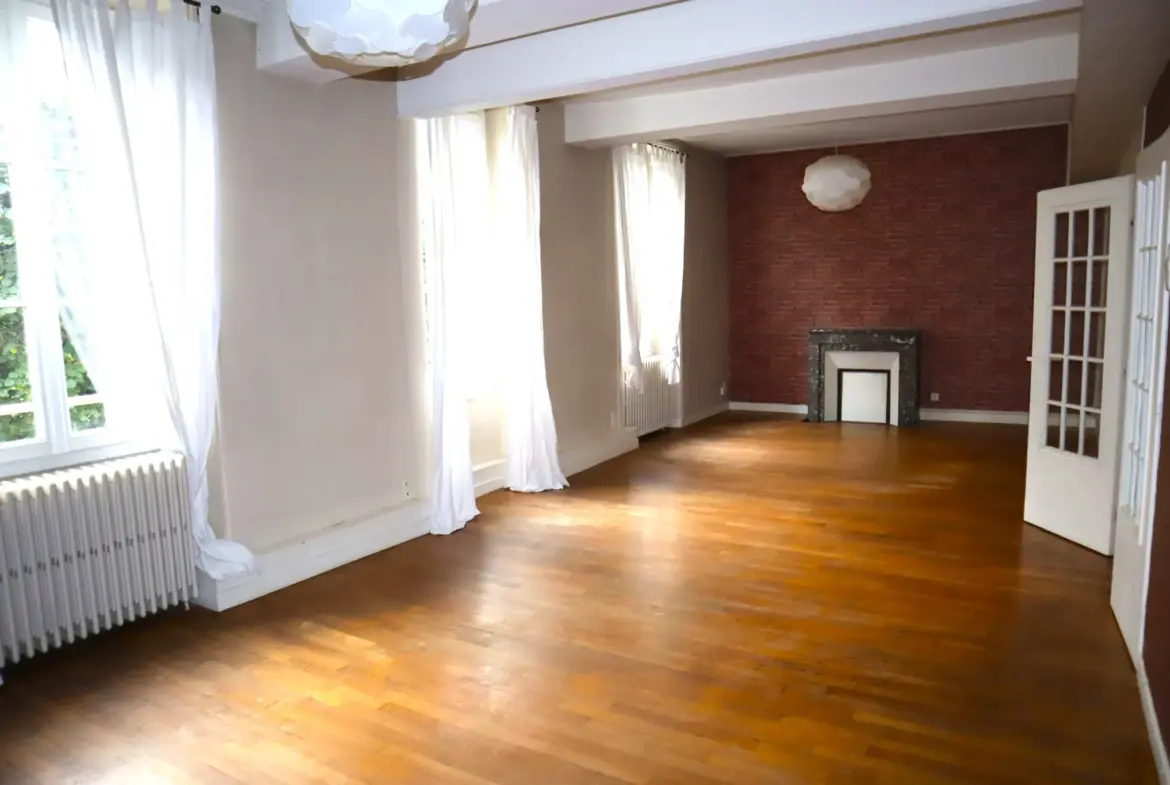 Appartement lumineux de 83 m² à vendre au centre d'Autun 