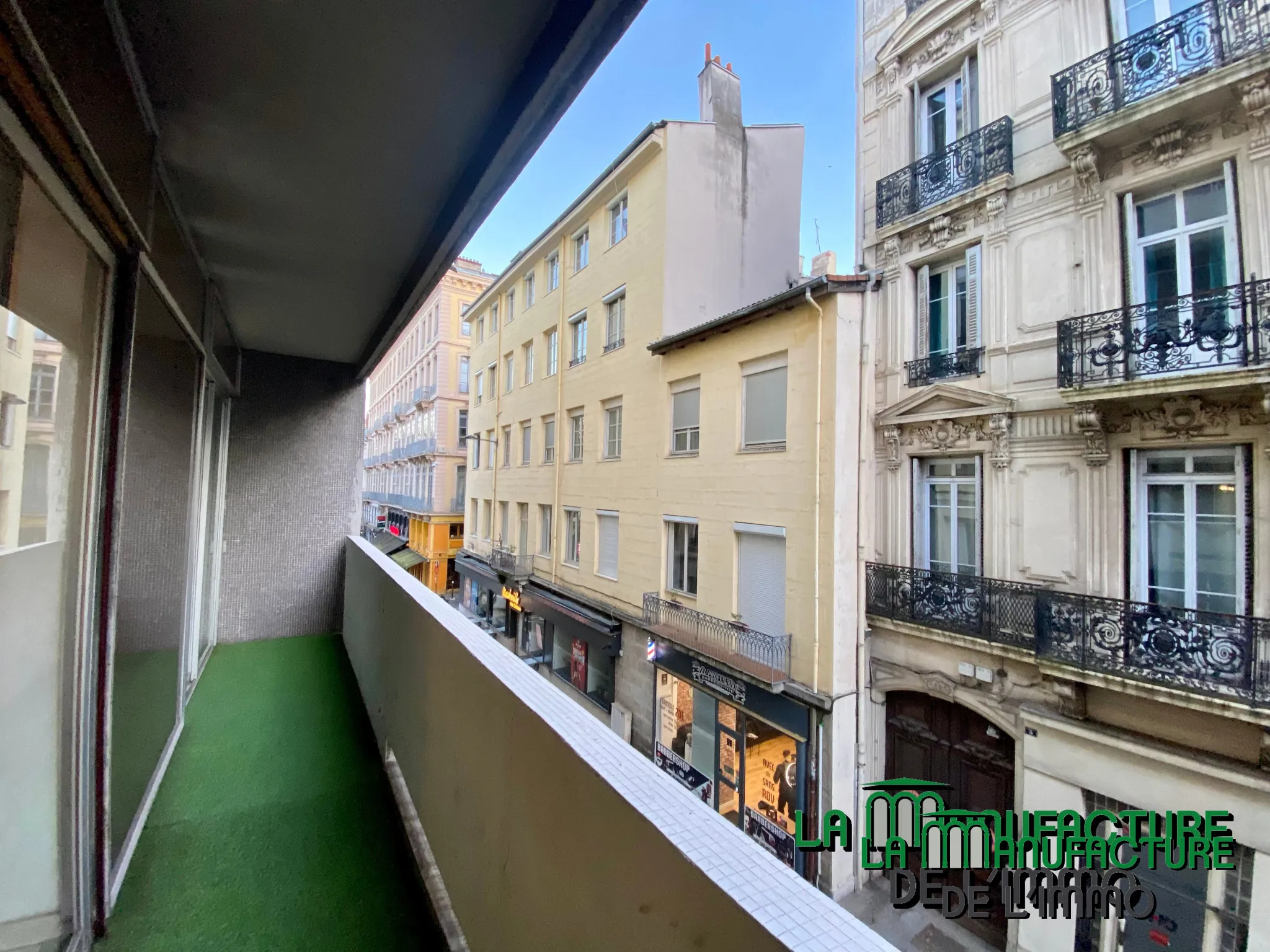 Appartement traversant de 109,37 m² avec balcon à Saint-Étienne 