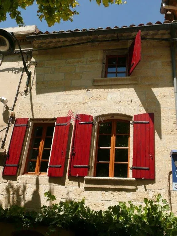 Maison de Village Provençale à Rénover à Barbentane, Bouches-du-Rhône 